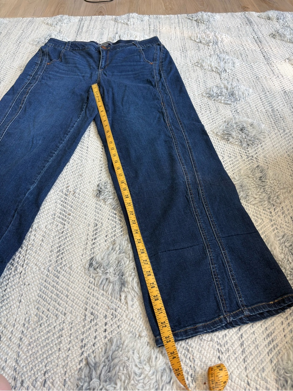 Democracy Jeans - Picture 3 of 10